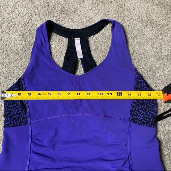 Lucy Athletic Top w/built-in shelf bra - Picture 4 of 6